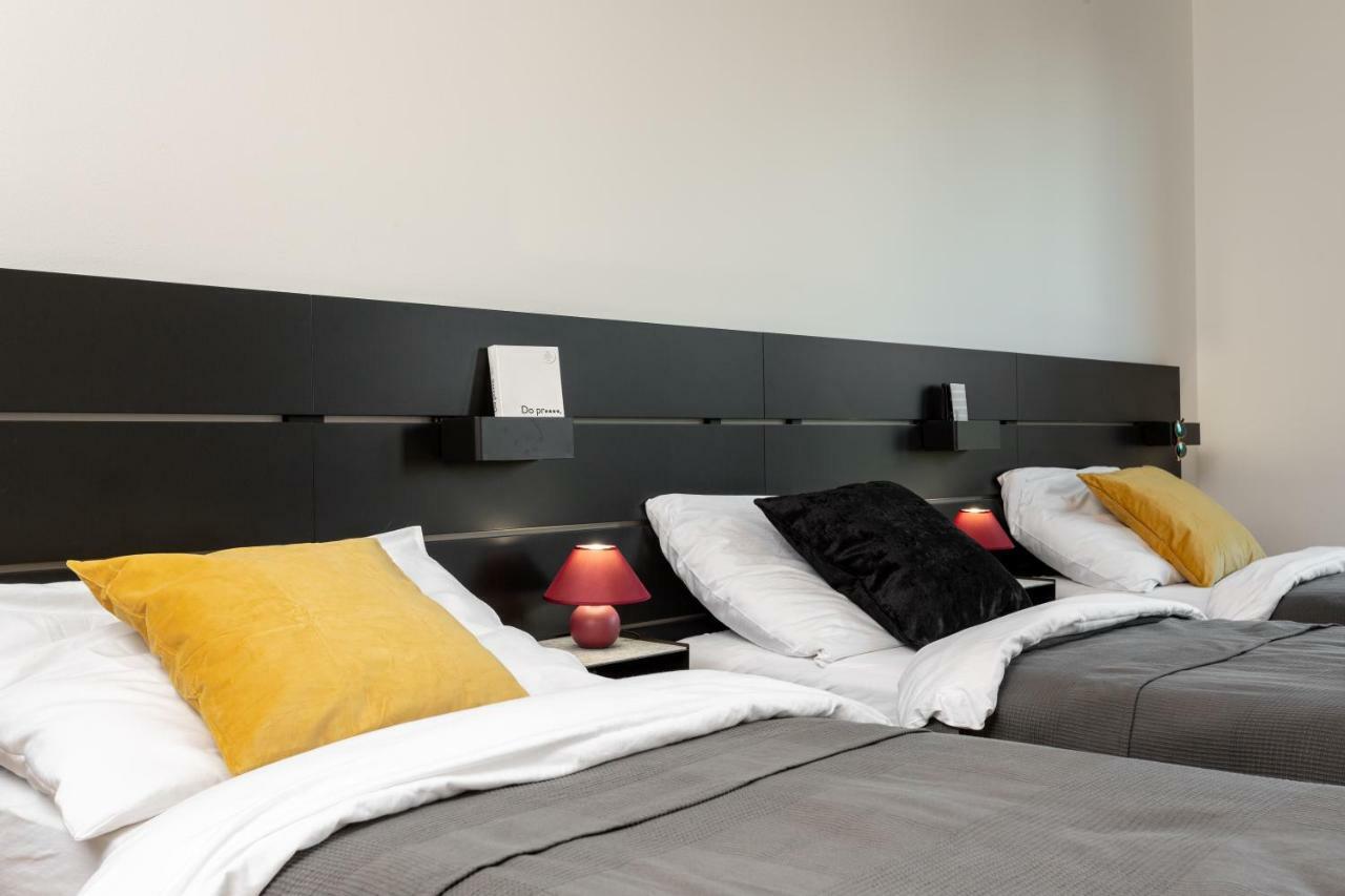 Prague Days - Family 2Bdr Apt - Garage Parking - Balcony Εξωτερικό φωτογραφία