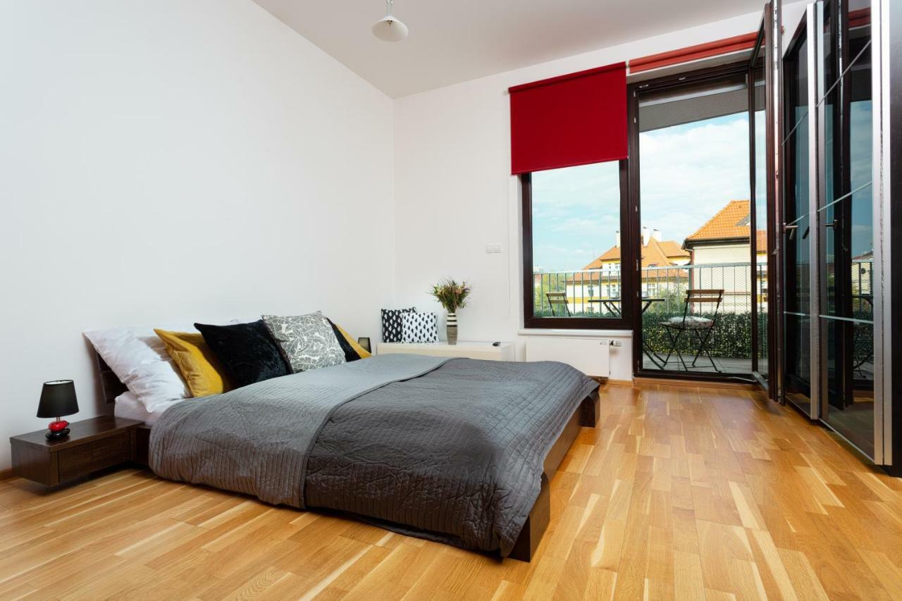 Prague Days - Family 2Bdr Apt - Garage Parking - Balcony Εξωτερικό φωτογραφία